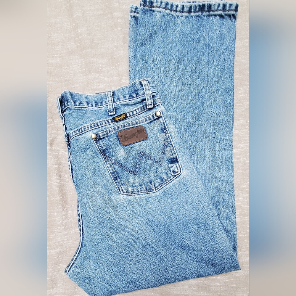 38X32 MENS WRANGLER JEANS